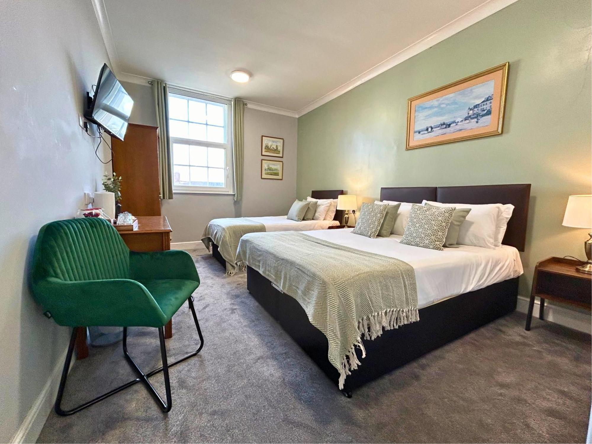 The Windmill Hotel Алфорд Экстерьер фото