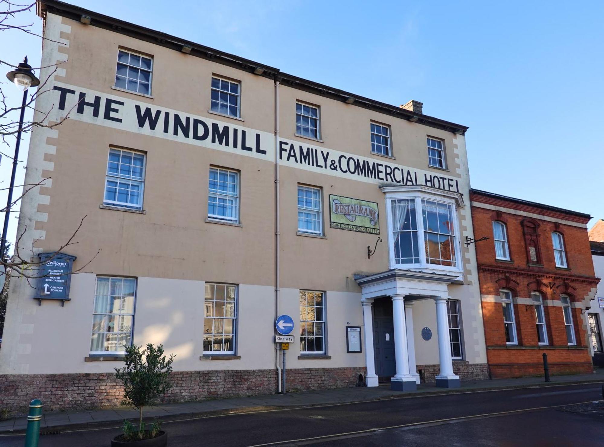 The Windmill Hotel Алфорд Экстерьер фото