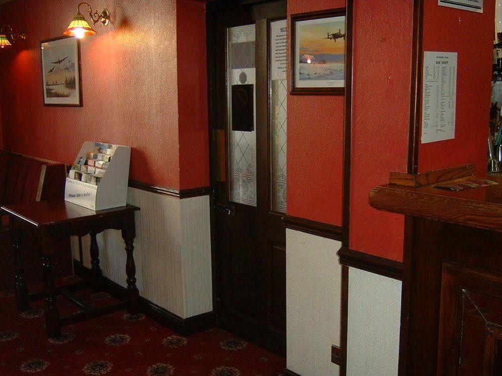The Windmill Hotel Алфорд Экстерьер фото